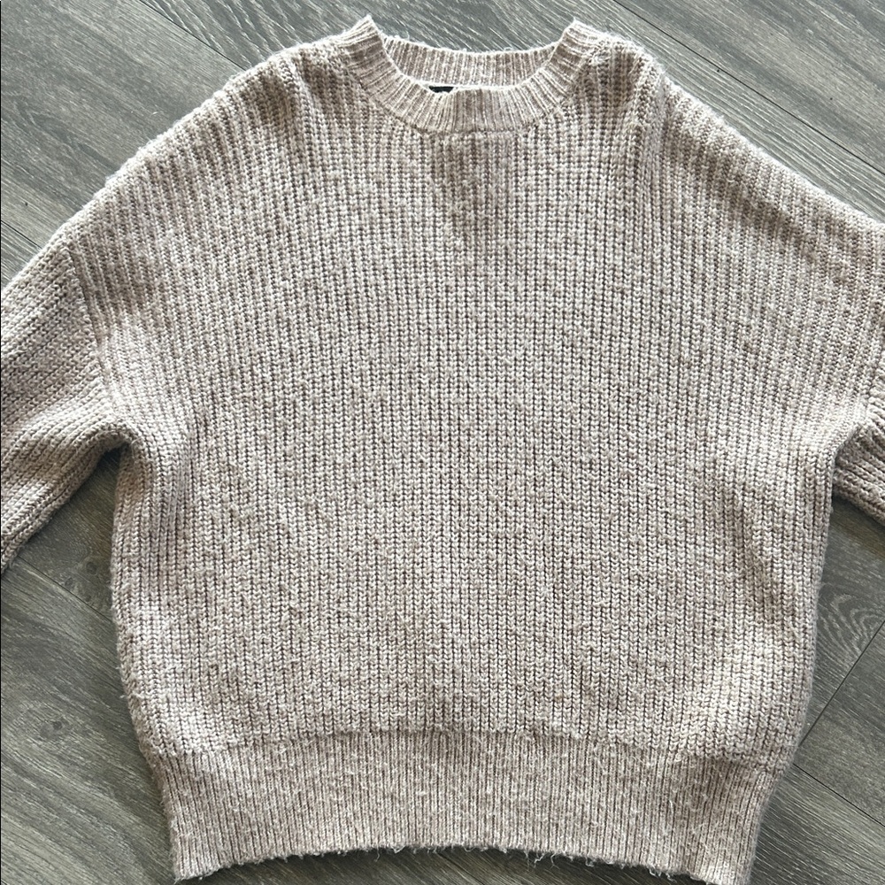 Forever 21 Women's Crewneck Sweater in Light Taupe